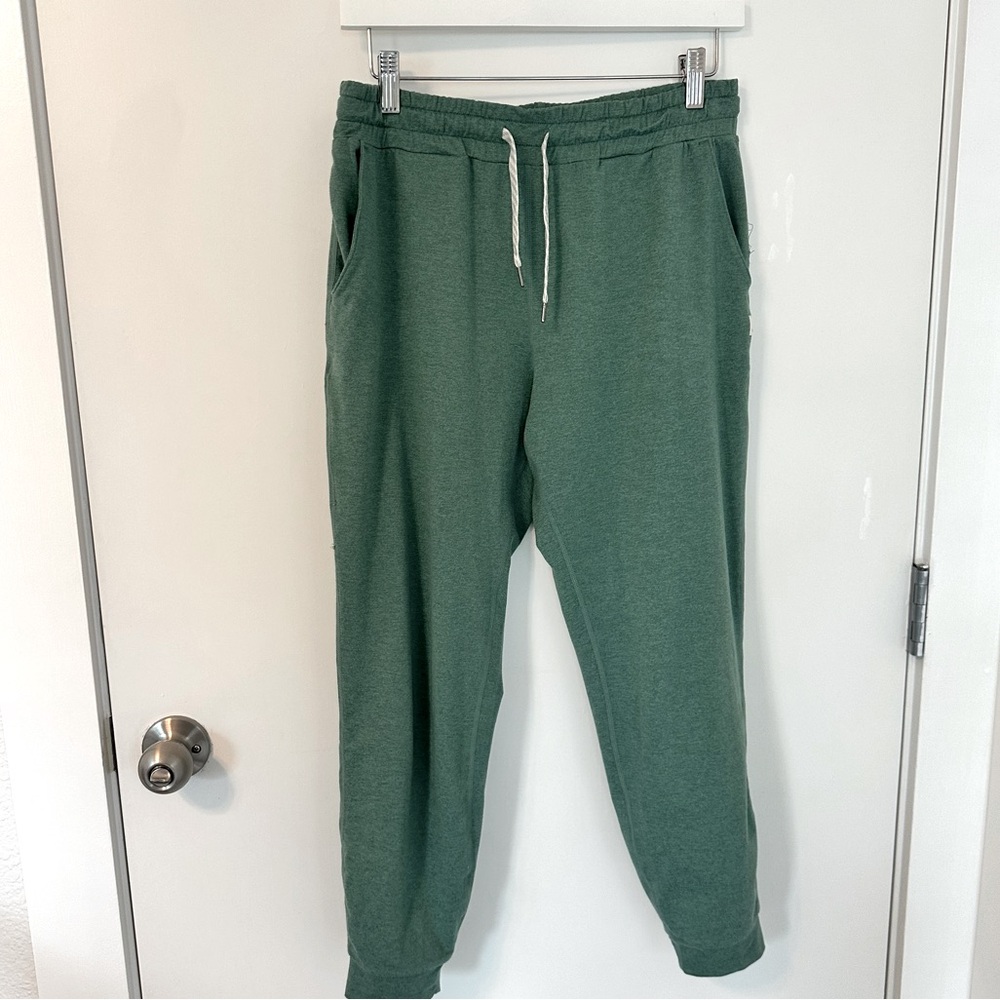 Vuori Performance Jogger | Women’s S | Green Heather | Ankle-Length